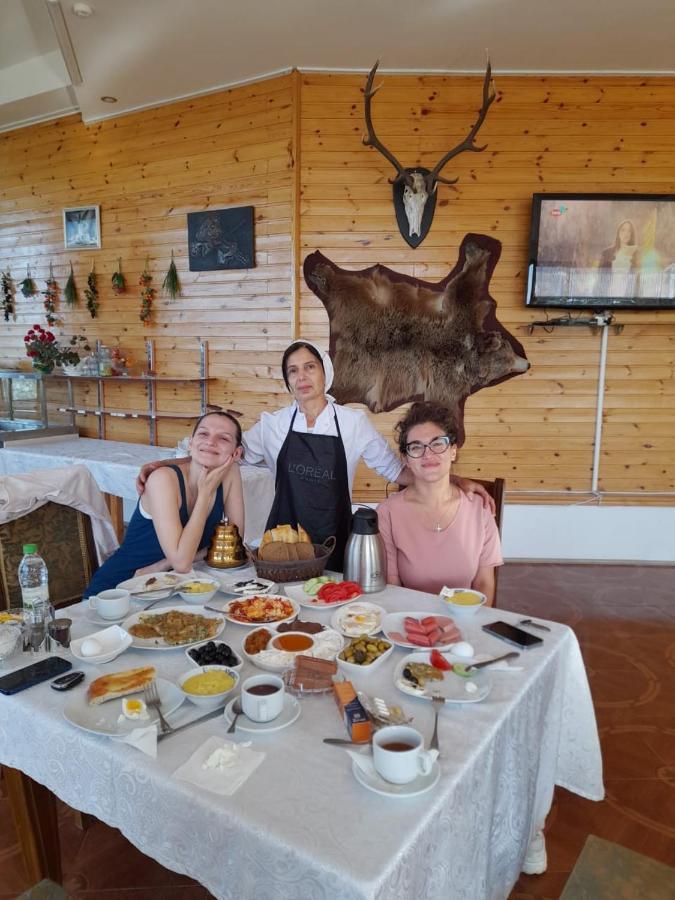 Kungut Hotel & Restaurant Шеки Экстерьер фото