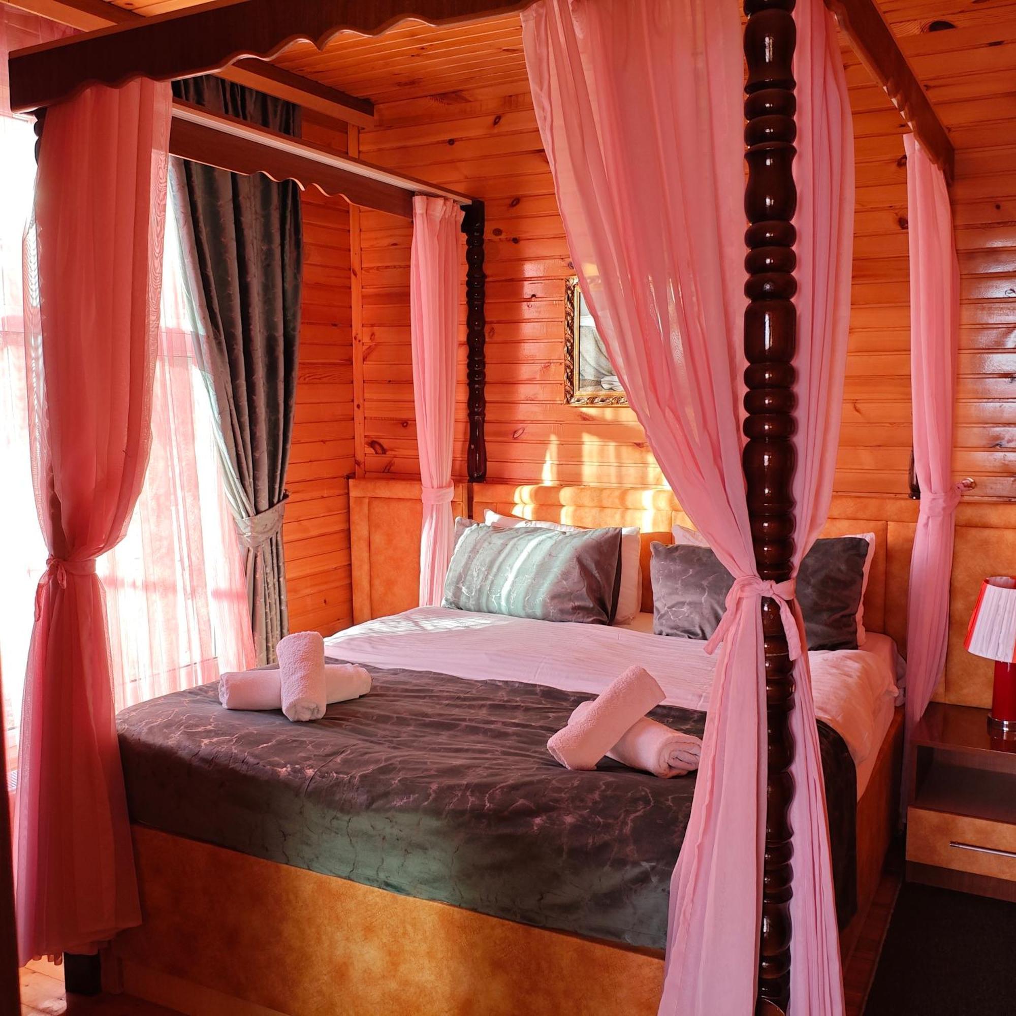 Kungut Hotel & Restaurant Шеки Экстерьер фото