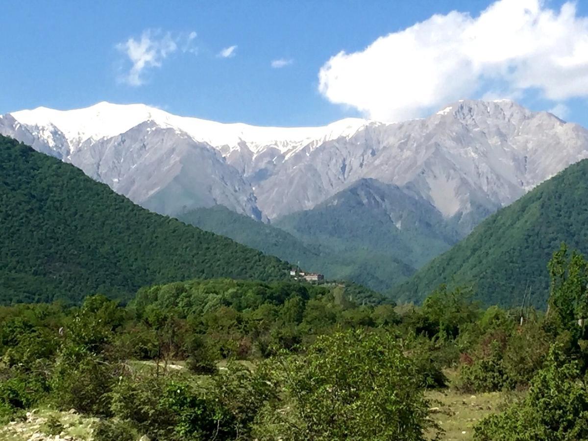 Kungut Hotel & Restaurant Шеки Экстерьер фото