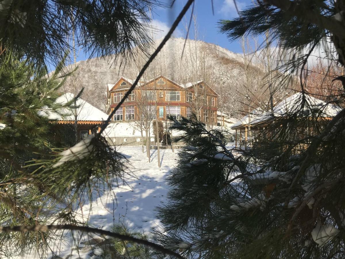 Kungut Hotel & Restaurant Шеки Экстерьер фото